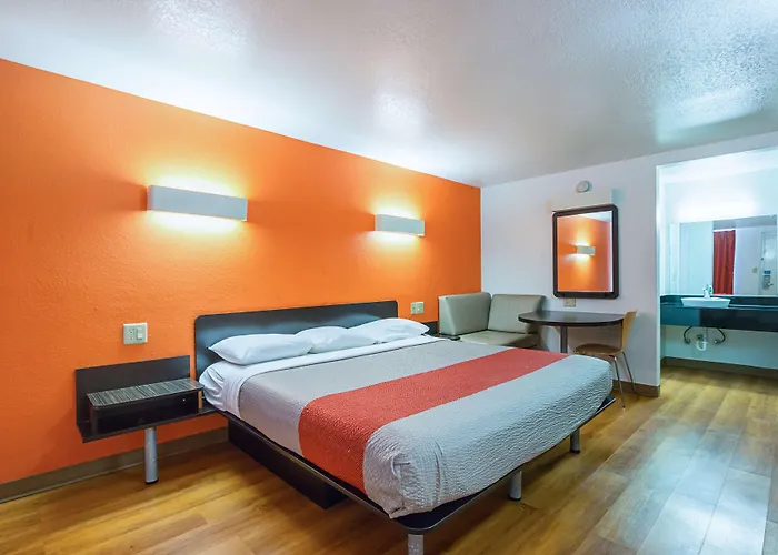 Hotel 6-round Rock, Tx 3*