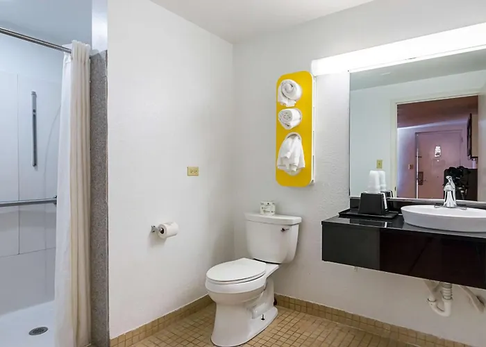 6-round Rock, Tx Hotel 3*