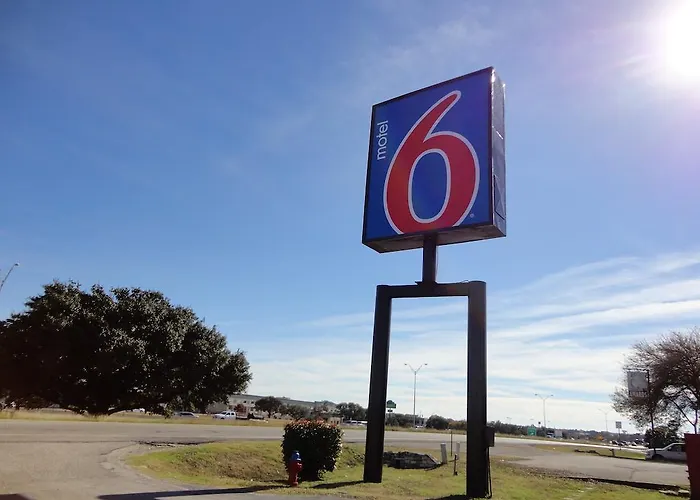6-round Rock, Tx Round Rock